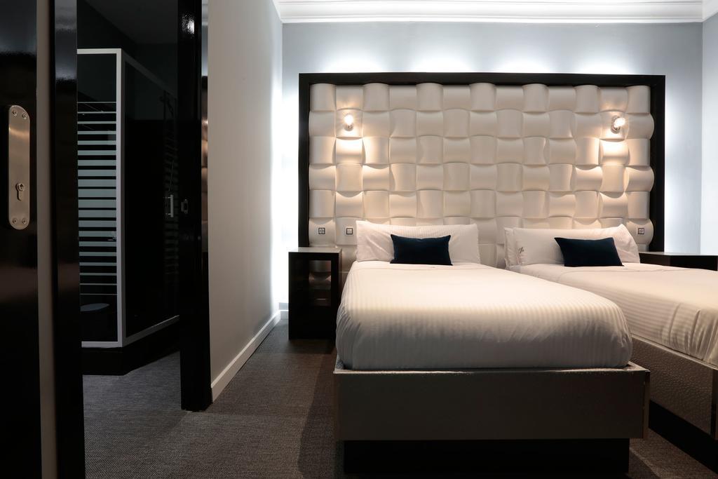 Amra Barcelona Gran Via Hotel Room photo