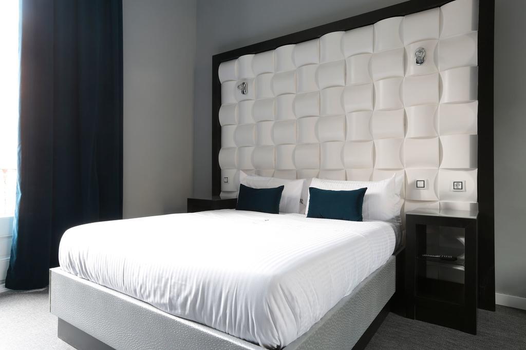 Amra Barcelona Gran Via Hotel Room photo
