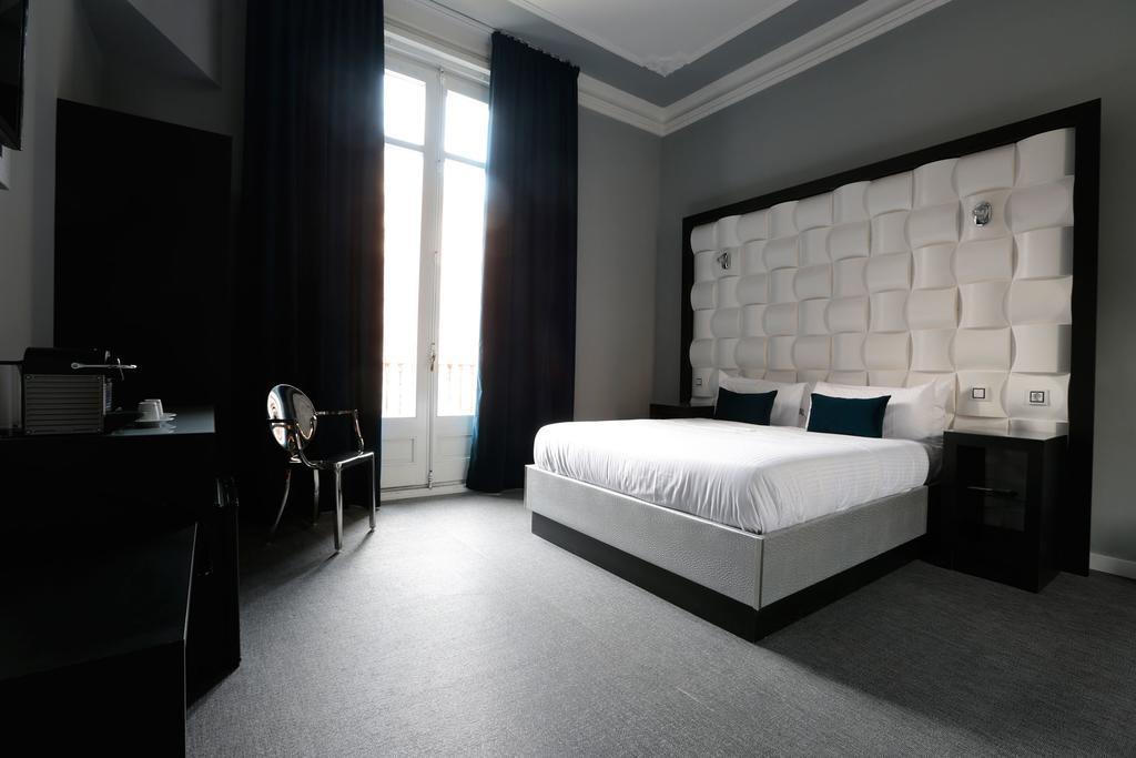 Amra Barcelona Gran Via Hotel Room photo