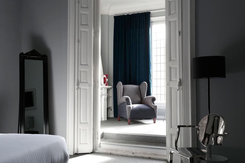 Amra Barcelona Gran Via Hotel Room photo